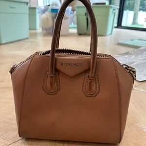 Givenchy Mini Antigona